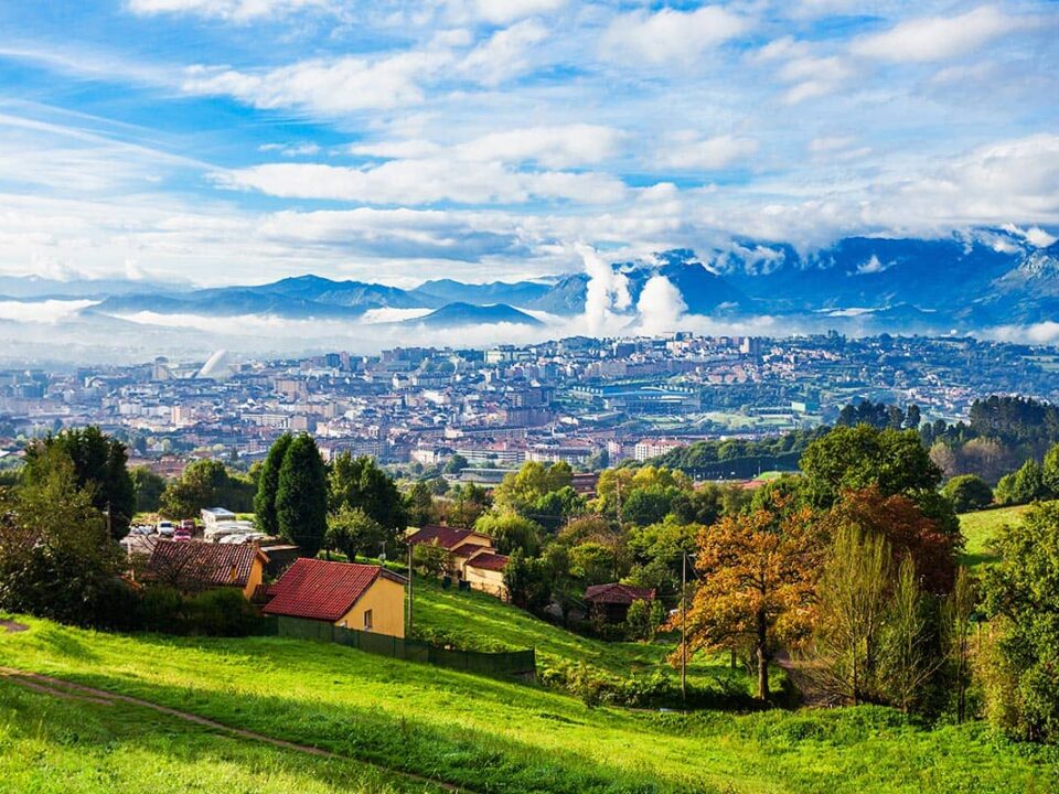 Vista de Oviedo desde el Monte Naranco